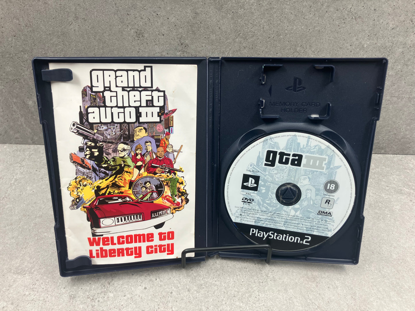 Grand Theft Auto 3 (Black Case)