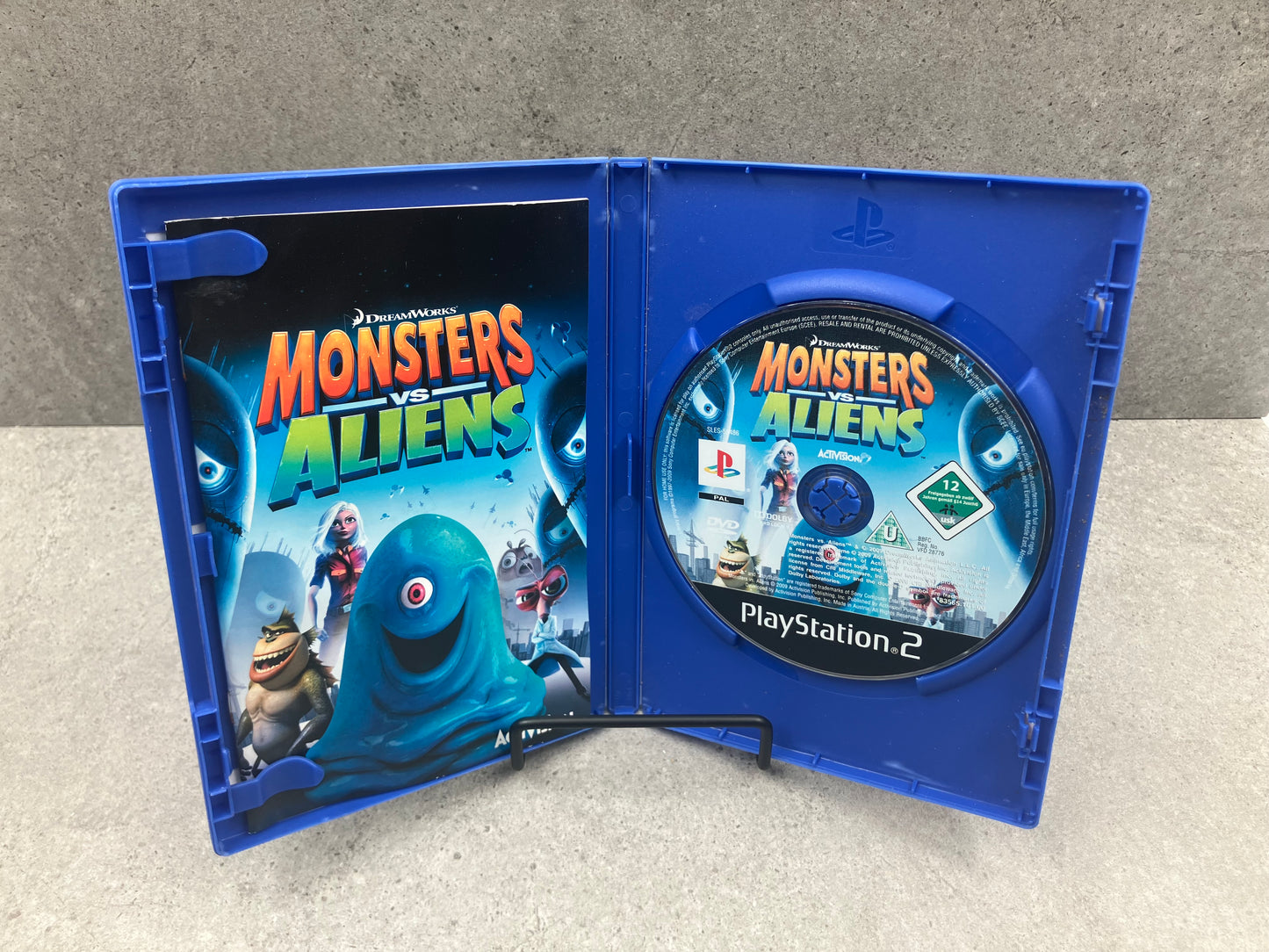 Monsters vs Aliens