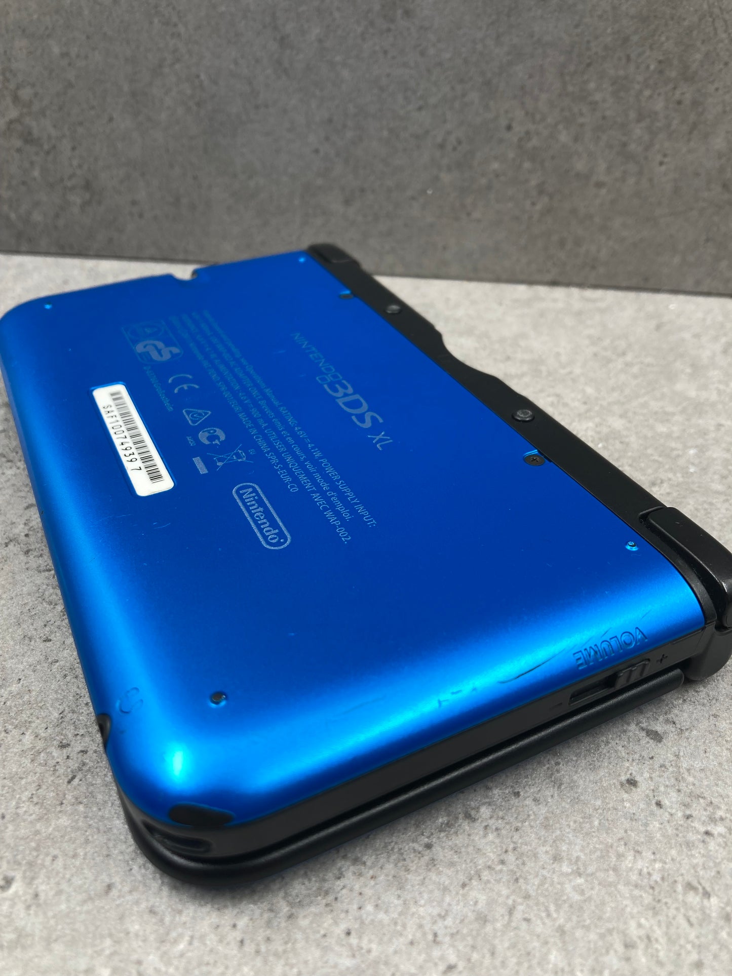 Nintendo 3DS XL Console - Blue/Black