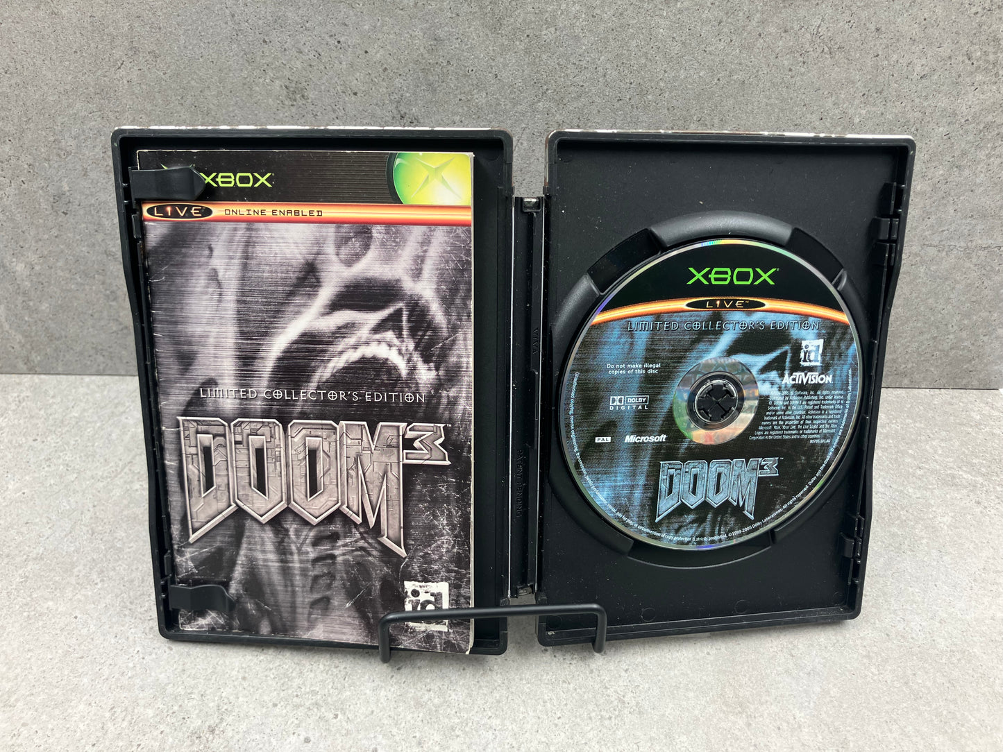 Doom 3 (Limited Collector's Edition Metal Case)