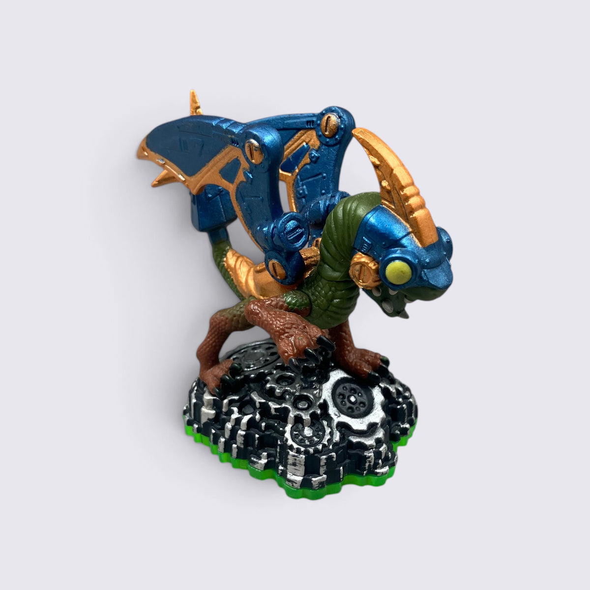 MrPixel Drobot Tech-element Skylander figure featuring a robotic dragon with blue and gold armor on a gear base.